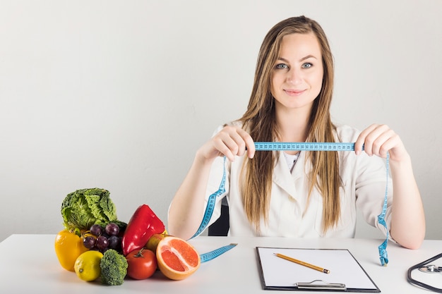 Ile kcal dziennie kobieta potrzebuje na co dzień?