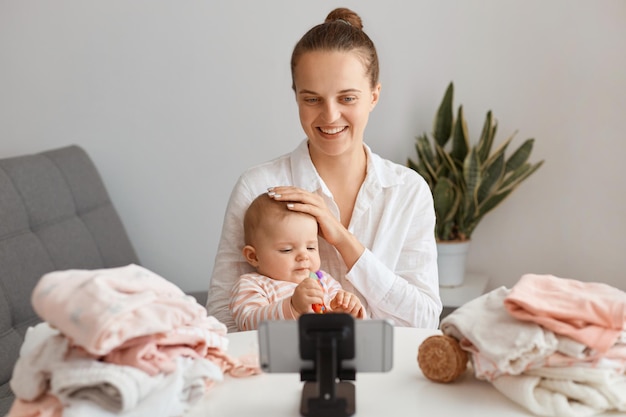 Kiedy zacząć kupować wyprawkę dla noworodka?