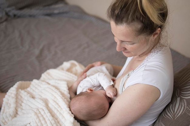 Co na hemoroidy podczas karmienia piersią?