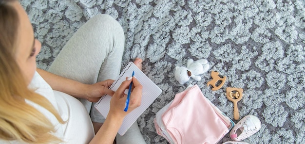 Co na wyprawkę dla noworodka wybrać podczas pierwszych zakupów?