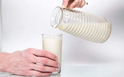 Ile mleka odciągać podczas karmienia piersią?