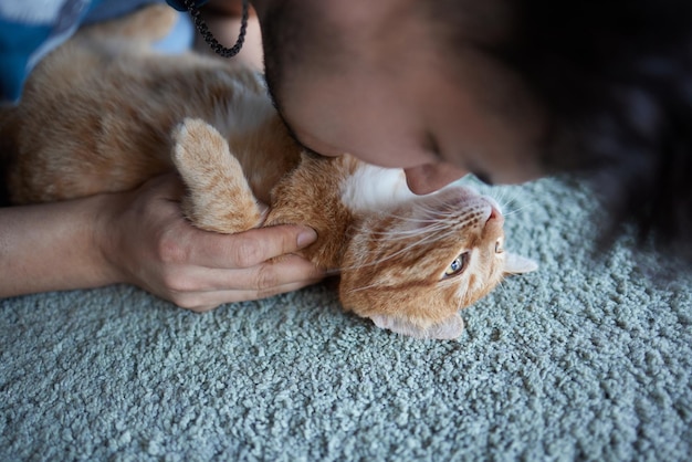 Jak karmić kocięta, by były zdrowe i pełne energii?