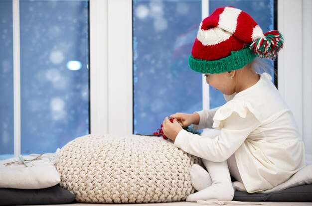 Jak ubrać noworodka wychodząc ze szpitala zimą, żeby zapewnić mu ciepło i wygodę?