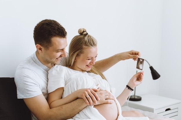 Kiedy po ciąży wraca płodność i od czego to zależy?