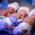 Kiedy poród bliźniaków może nastąpić?