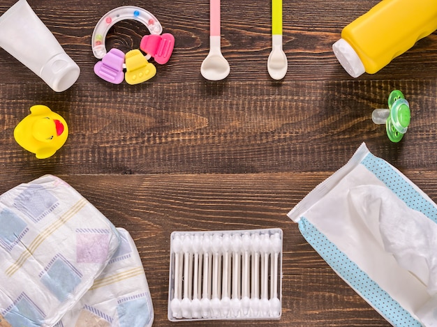 Co potrzebne do pielęgnacji noworodka w pierwszych dniach życia?