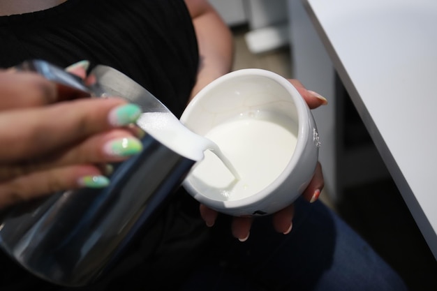 Maltan maść czy zmywać przed karmieniem?