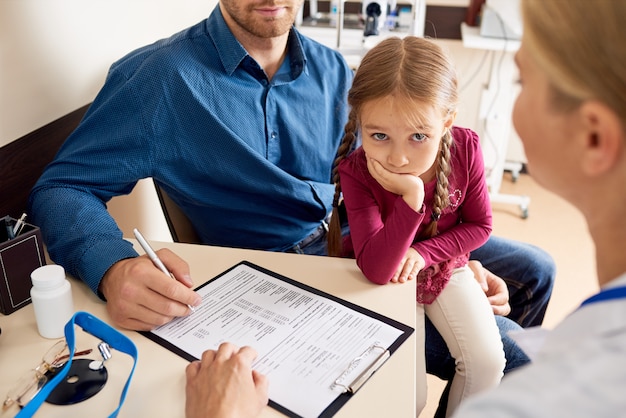 Skąd wziąć ubezpieczenie zdrowotne w Polsce?