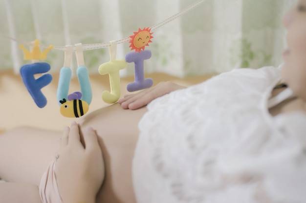 Kiedy spirala po porodzie jest bezpiecznym rozwiązaniem?